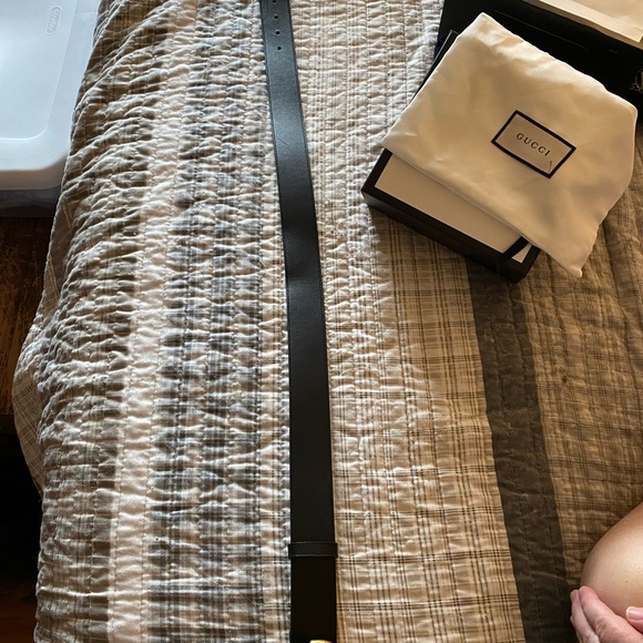Gucci wide Black belt. Pants size 2. Up to 32 inches in length. - Picture 3 of 4